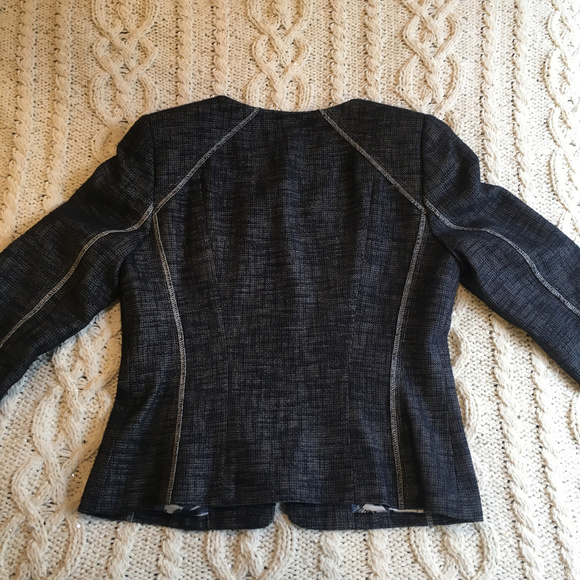 Elie Tahari Blue Blazer - Picture 5 of 6